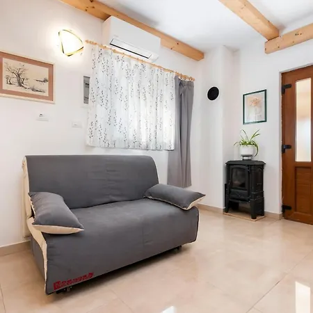 Casetta In Campagna Rovinj Exterior photo